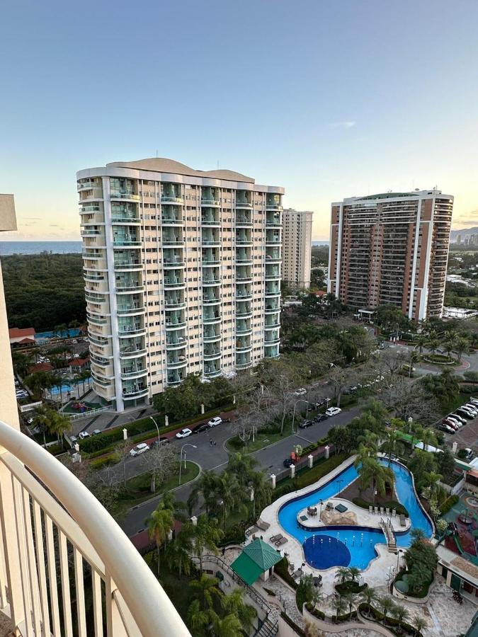 Flat Com Vista Panoramica -15- Na Barra Da Tijuca - Estacionamento Gratuito - Frigobar - Ar Condicionado - Piscina - Academia - Balsa Para Praia Gratis - Varanda - Vista Parcial Mar E Lagoa Rio de Janeiro Luaran gambar
