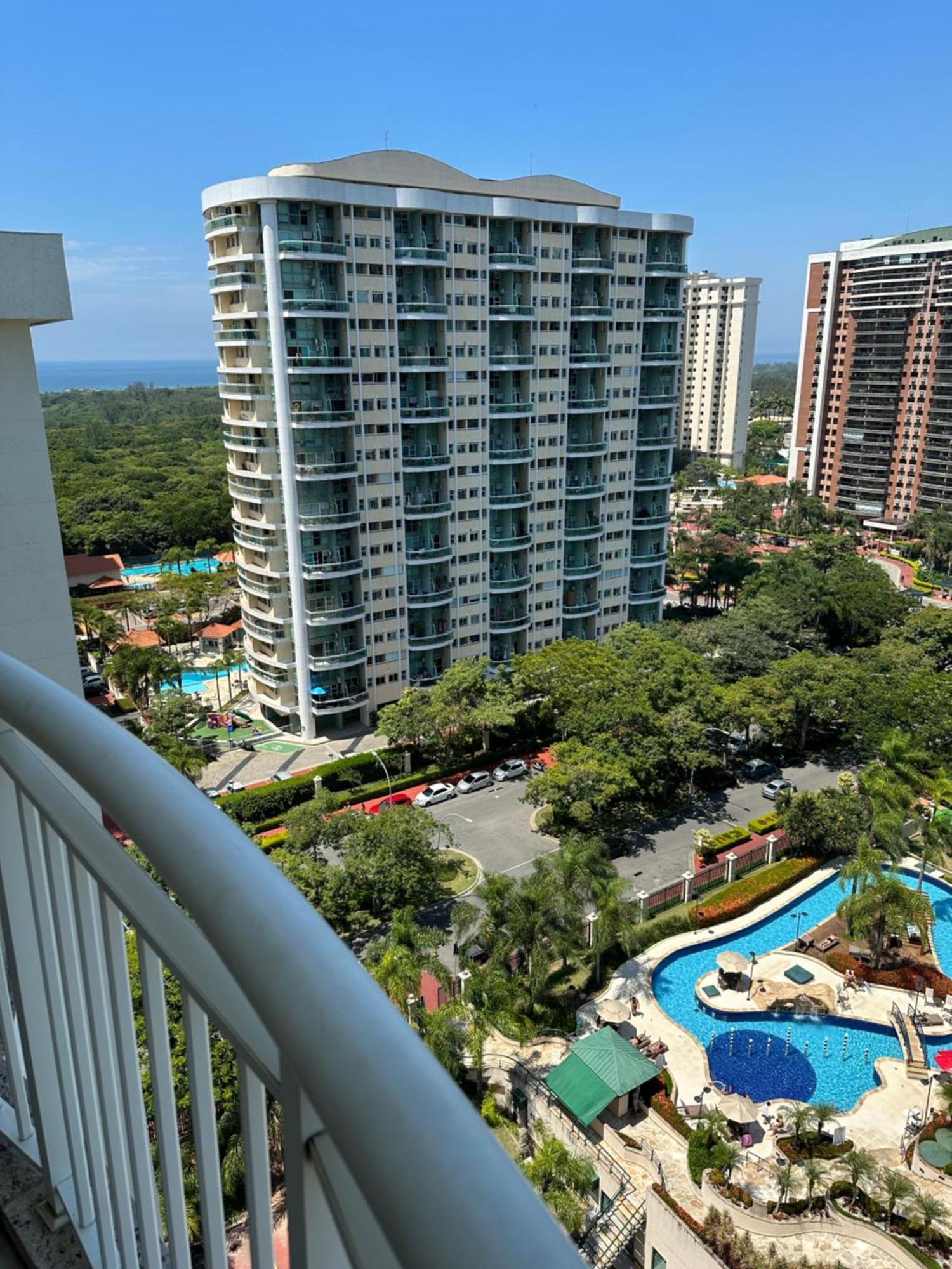 Flat Com Vista Panoramica -15- Na Barra Da Tijuca - Estacionamento Gratuito - Frigobar - Ar Condicionado - Piscina - Academia - Balsa Para Praia Gratis - Varanda - Vista Parcial Mar E Lagoa Rio de Janeiro Luaran gambar